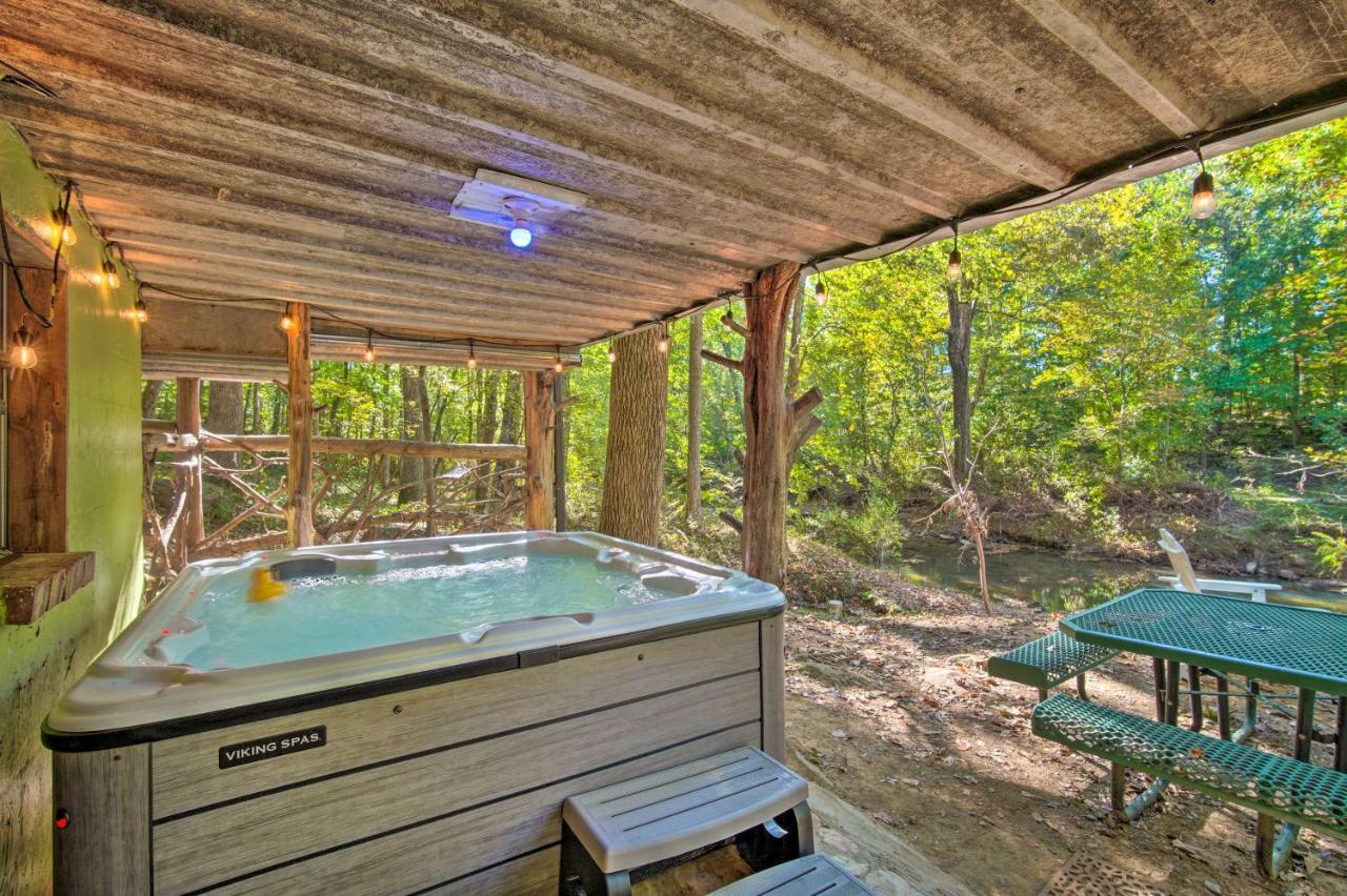 The Treehouse Cabin Creekside Home With Hot Tub! Summerville ภายนอก รูปภาพ